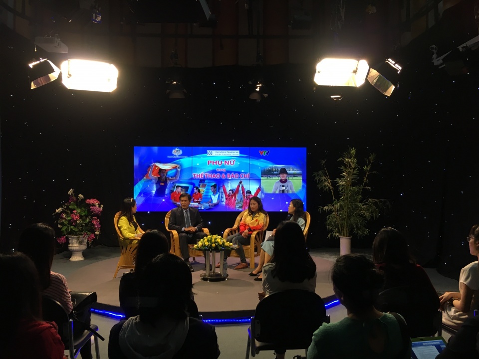 australia ho tro viet nam dao tao cac nha bao nu lam the thao