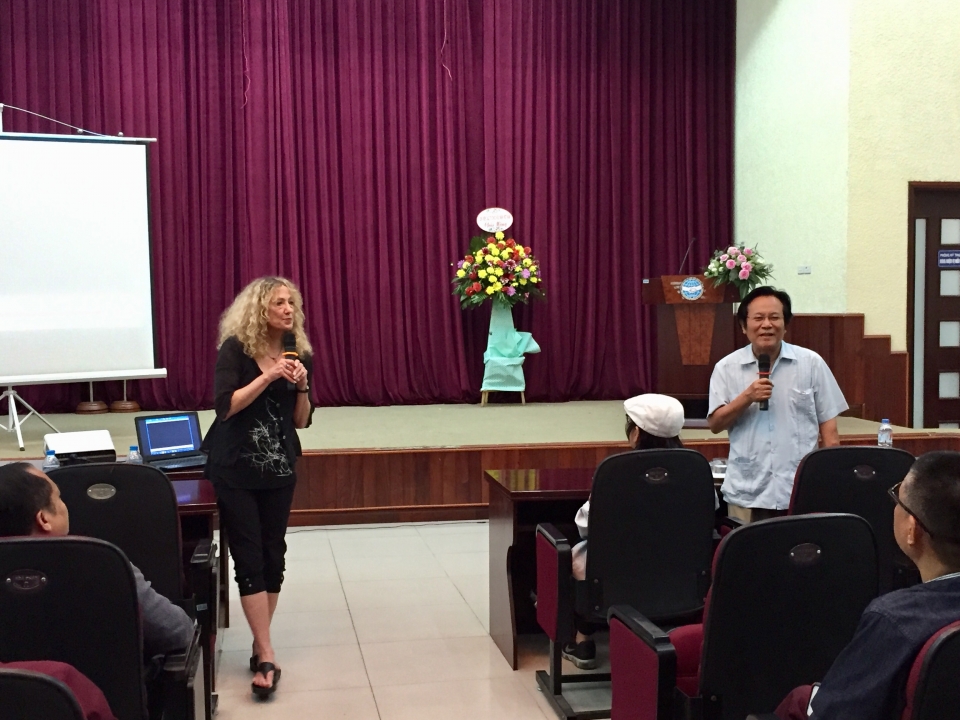 chieu phim nguoi thuc tinh vu my lai