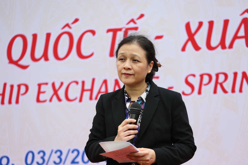 Du xuân Hữu nghị về miền đất Tổ du xuan huu nghi ve mien dat to