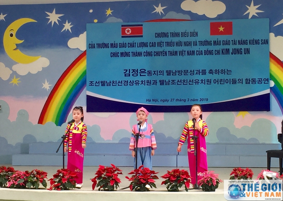 xuc dong thieu nhi trieu tien hat ai yeu bac ho chi minh