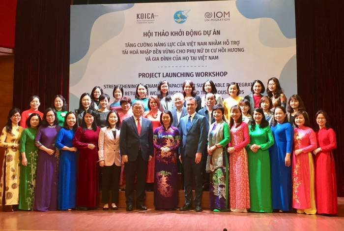 khoi dong du an nham tai hoa nhap ben vung cho phu nu di cu hoi huong tai viet nam