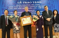 Trao tặng Huân chương Hữu nghị cho Hội hữu nghị Phần Lan – Việt Nam