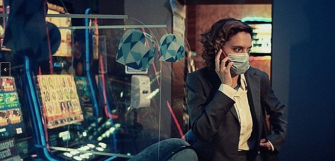 Diễn viên chính Katia Pascariu trong vai cô giáo Emi. (Nguồn: iMDB)