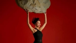 Hoa hậu H’Hen Niê gây ấn tượng với bộ ảnh về sự tự tin của phụ nữ
