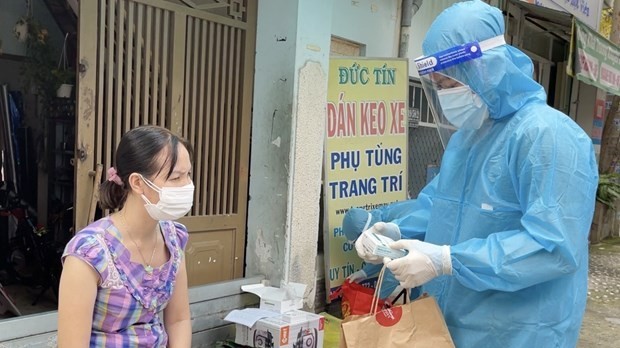 covid19 ngay 293 so ca moi tang 5000 quang ninh binh dinh bo sung 23000 f0 ky luc ngay co 167 trieu nguoi khoi benh