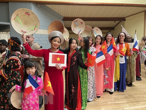 Việt Nam gây ấn tượng tại Ngày hội Cuối tuần Pháp ngữ 2022
