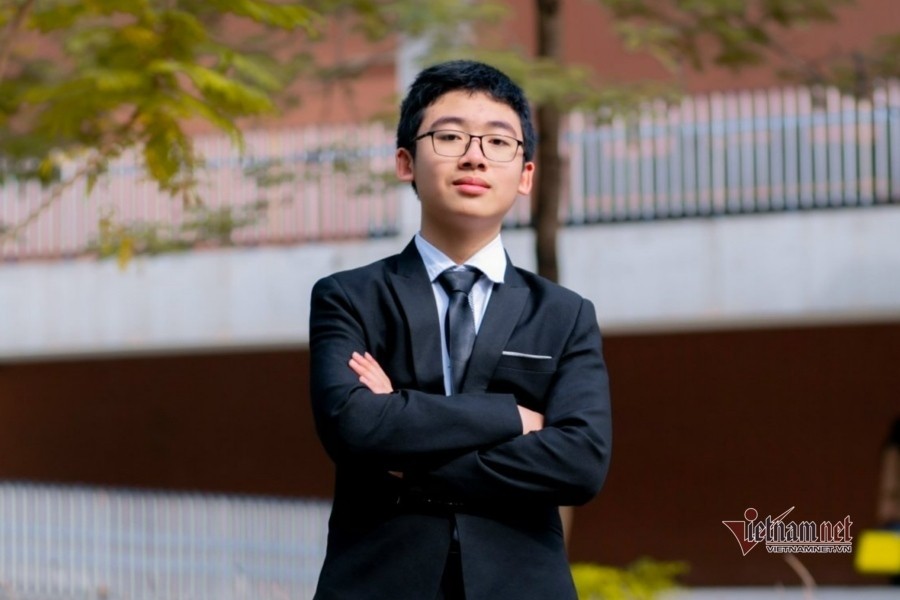 Vo Hoang Hai – the first 10th grader to win the national first prize in Physics