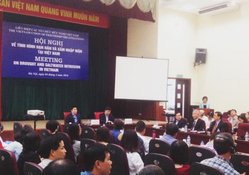 van dong tro giup cac tinh bi han han va xam nhap man tai viet nam