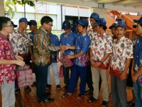 tim thay 6 ngu dan quang nam troi dat tren bien