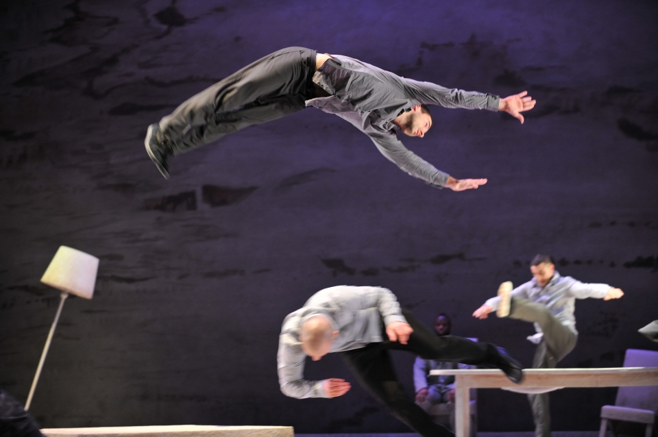 trinh dien vo mua hip hop gay tieng vang cua phap tai viet nam