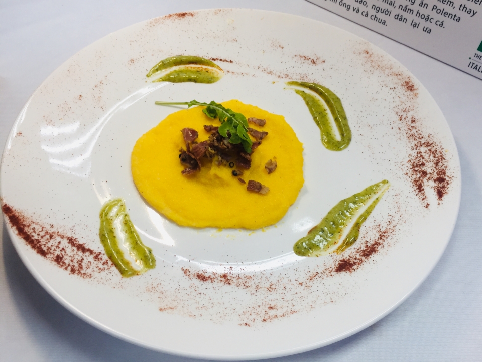 khong gian am thuc dich thuc o ngoi nha italy tai ha noi