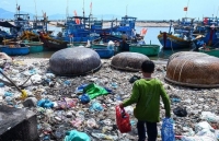Khởi động Cuộc thi Sáng kiến giảm rác thải nhựa tại Việt Nam