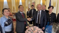 Việt Nam chúc mừng Đại sứ quán Lào tại Pháp nhân dịp Tết cổ truyền Bun Pi May