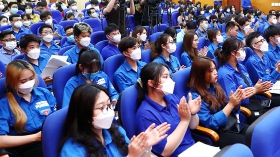 Bản quyền và sở hữu trí tuệ trên không gian mạng: Thế hệ trẻ là người kiến tạo