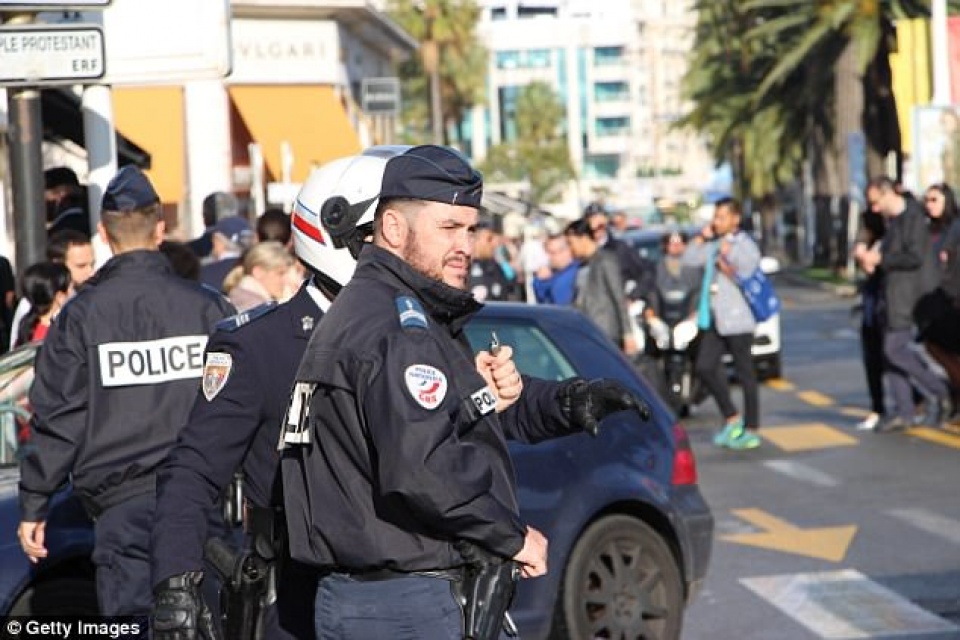 Cannes 2017 chi mạnh cho biện pháp an ninh cannes 2017 chi manh cho bien phap an ninh