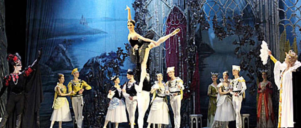 nghe si nha hat vu kich belarus bieu dien tai viet nam