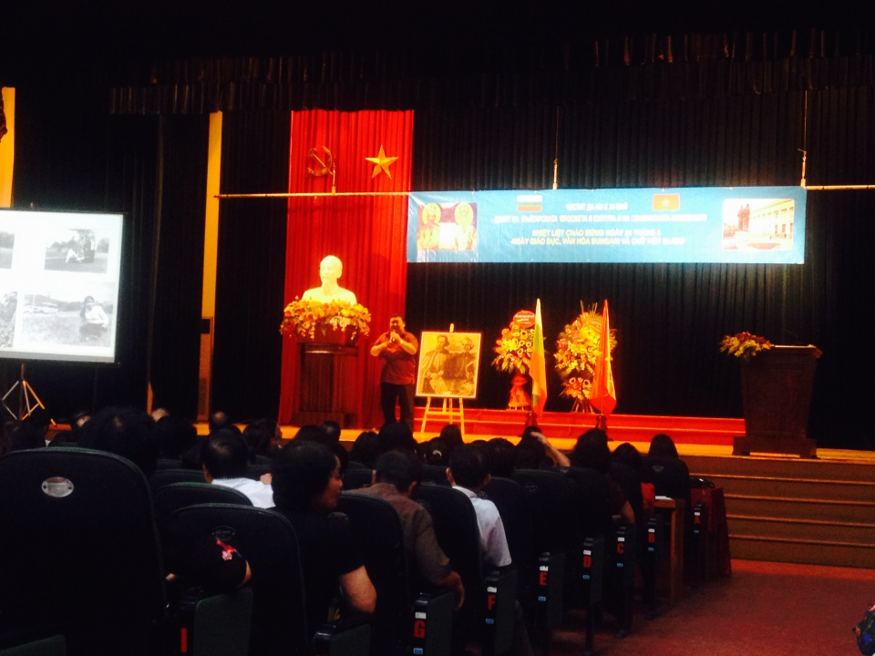 ky niem ngay giao duc van hoa bulgaria va chu viet slavo