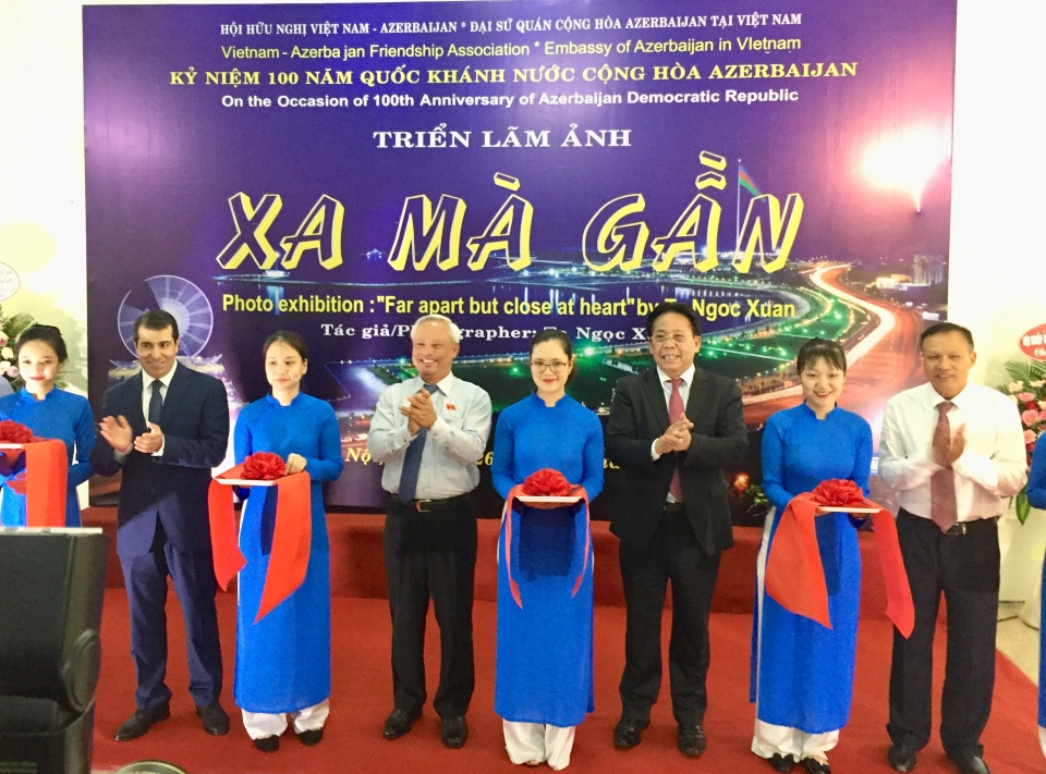 Việt Nam – Azerbaijan: Xa mà gần viet nam azerbaijan xa ma gan