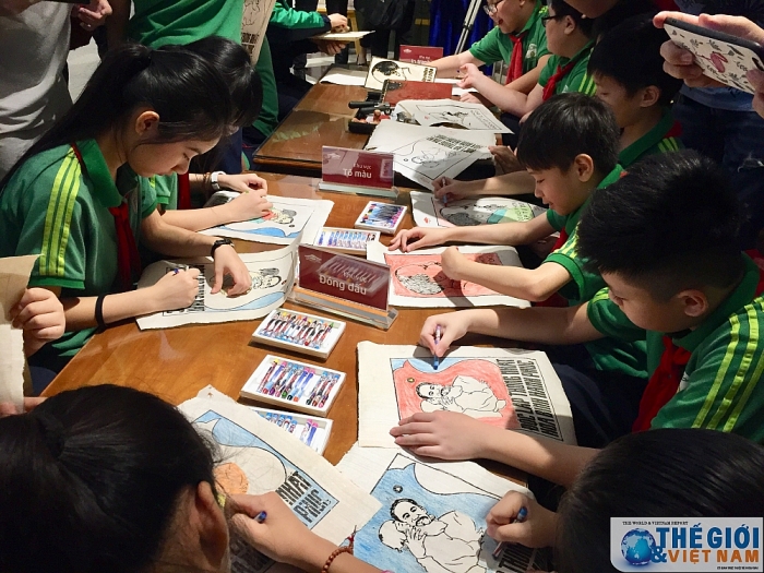 chan dung chu tich ho chi minh goc nhin tu tranh co dong