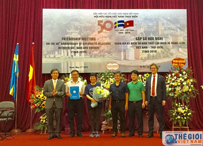 gap go huu nghi viet nam thuy dien