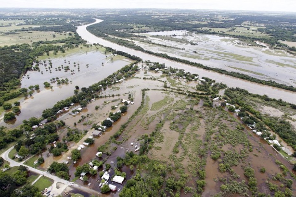 lu lut phuc tap tai nhieu nuoc