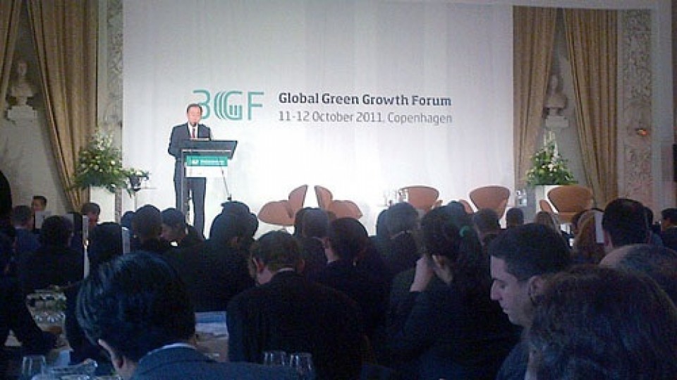 viet nam la thanh vien dien dan tang truong xanh toan cau