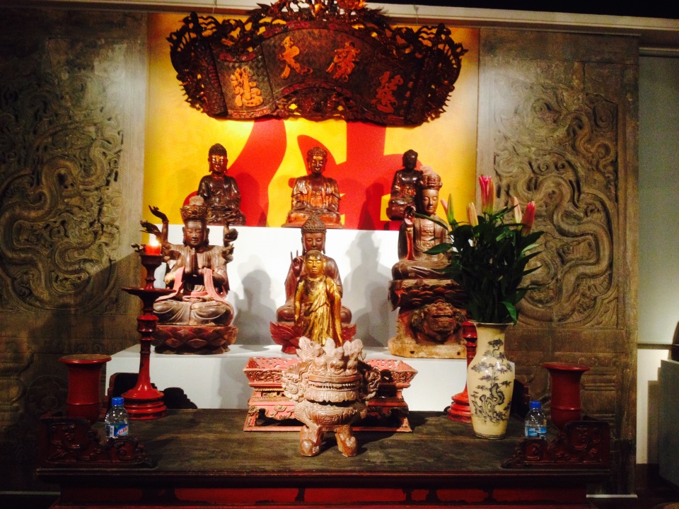 Chiêm ngưỡng hiện vật cổ sơn son thếp vàng chiem nguong hien vat co son son thep vang