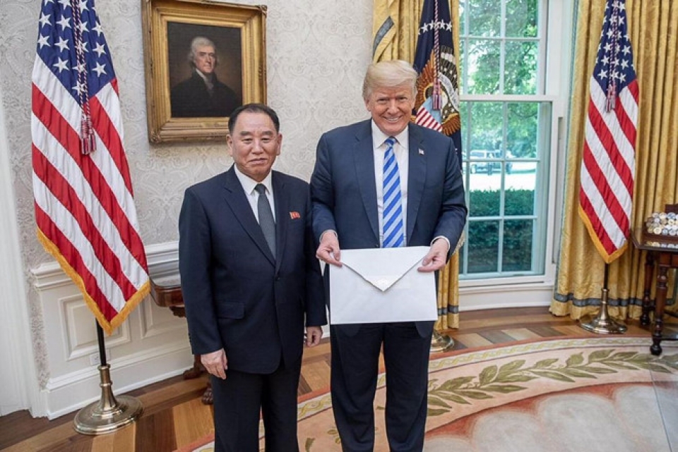 vi sao buc thu kim jong un gui trump lai co kich co ngoai kho