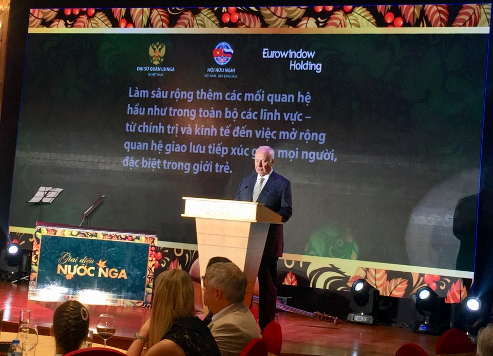 thuong thuc giai dieu nuoc nga tai ha noi