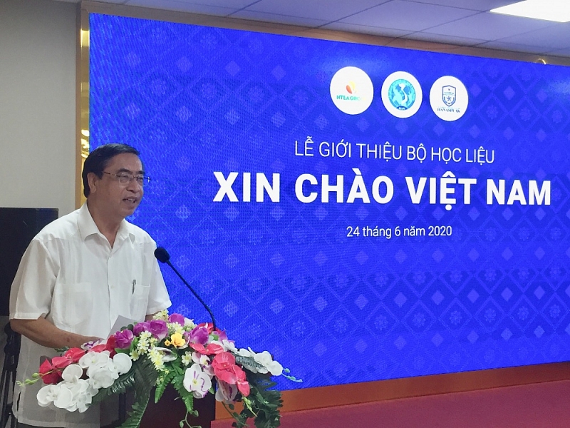 gioi thieu chuong trinh day tieng viet va bo hoc lieu xin chao viet nam 1