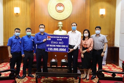 Thanh niên Việt Nam tại Nga ủng hộ Quỹ vaccine phòng chống dịch Covid-19