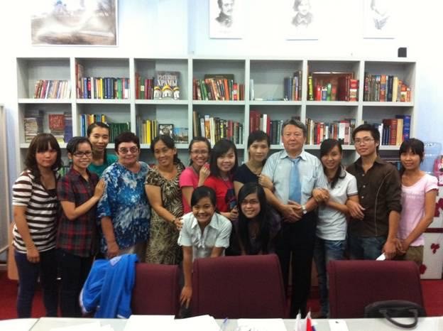 Việt Nam đất nước của hoa sen và hoa huệ