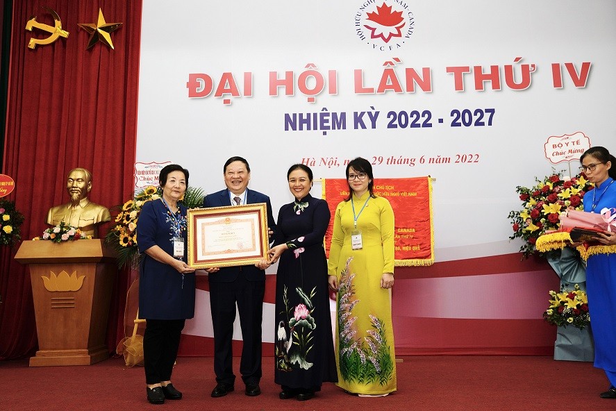 Thúc đẩy quan hệ hữu nghị Việt Nam-Canada trong giai đoạn mới
