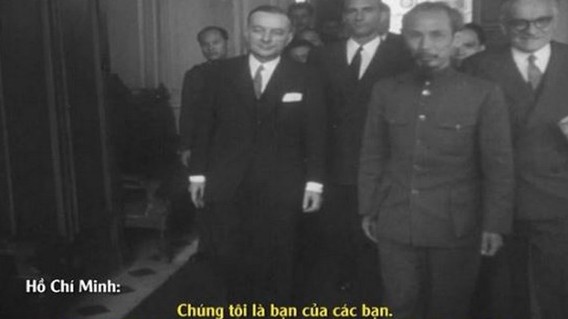 Chiếu phim tư liệu về Chủ tịch Hồ Chí Minh tại Algieria