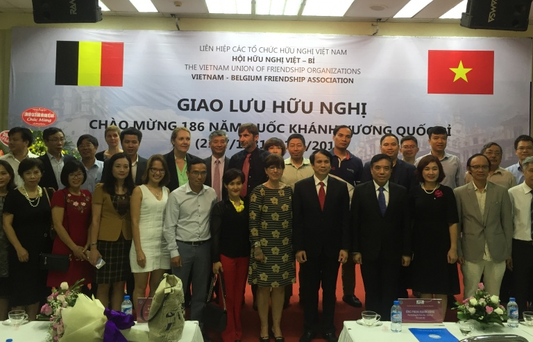 Giao lưu hữu nghị nhân Quốc khánh Bỉ