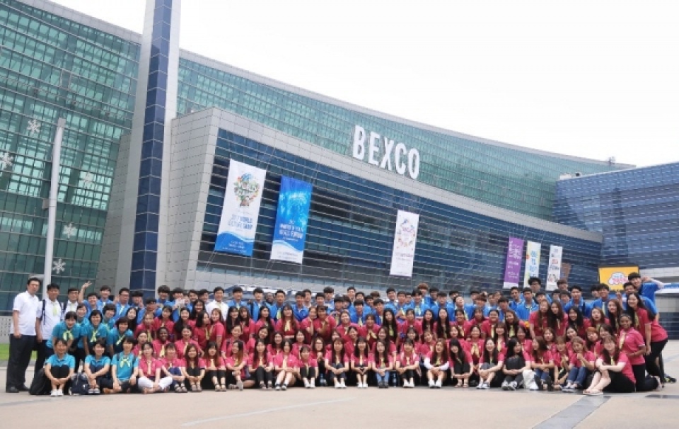 50 quoc gia tham gia trai van hoa the gioi