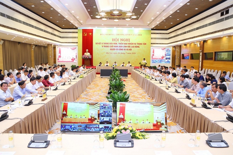 thi truong lao dong viet nam dan phuc hoi sau dich covid 19 1