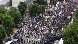 Bất chấp lo ngại về dịch Covid-19, hàng nghìn người lao động biểu tình ở Hàn Quốc