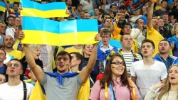 EURO 2020: Cổ động viên Ukraine tin vào chiến thắng của đội nhà tại vòng Tứ kết