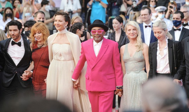 Khai màn Liên hoan phim Cannes 2021: Ngành công nghiệp điện ảnh đã trở lại!