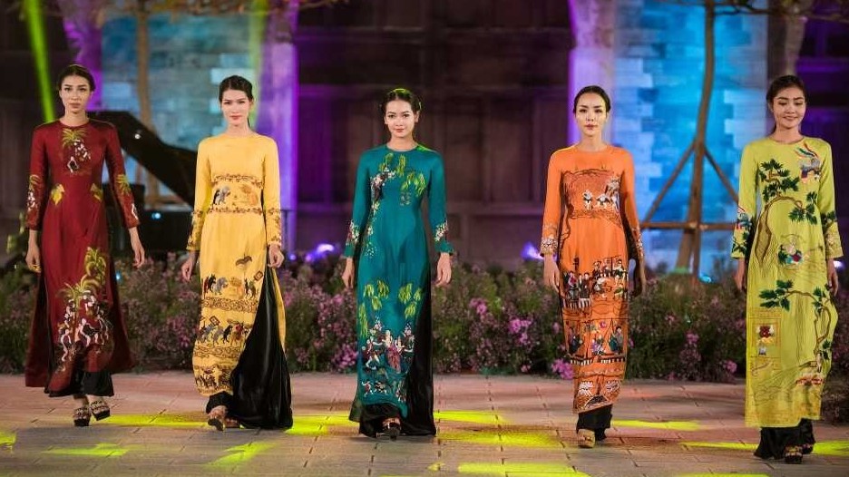 Không gian sinh động về văn hóa, đất nước, con người Việt Nam tại Lào