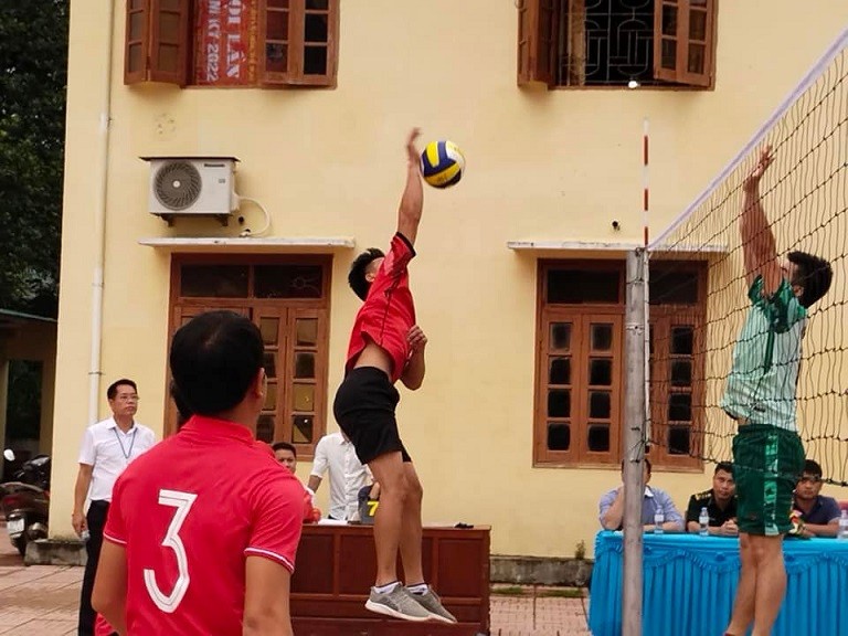 Nhiều hoạt động thắm tình hữu nghị Việt Nam-Lào tại huyện biên giới Quế Phong