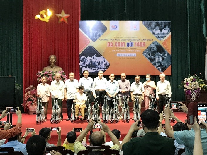 Chung tay nhắn tin từ thiện vì nạn nhân chất độc da cam