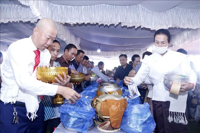 Đại lễ cầu siêu cho anh hùng liệt sĩ quân tình nguyện và chuyên gia Việt Nam hy sinh tại Lào