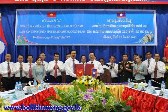 Báo PathedLao: Hợp tác giữa tỉnh Bolikhamxay và các địa phương của Việt Nam ngày càng chặt chẽ và hiệu quả Báo PathedLao: Hợp tác giữa tỉnh Bolikhamxay và các địa phương của Việt Nam ngày càng chặt chẽ và hiệu quả