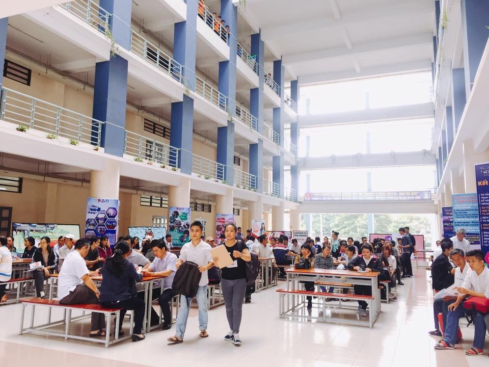 bo giao duc va dao tao se cung cac truong go kho