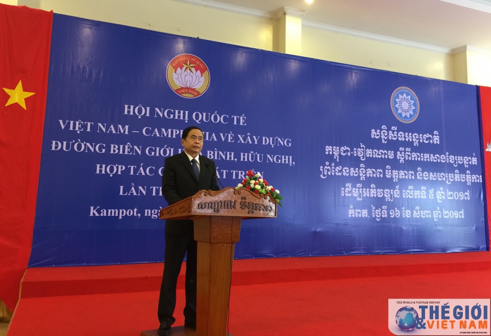 vi hoa binh huu nghi hop tac cung phat trien viet nam campuchia