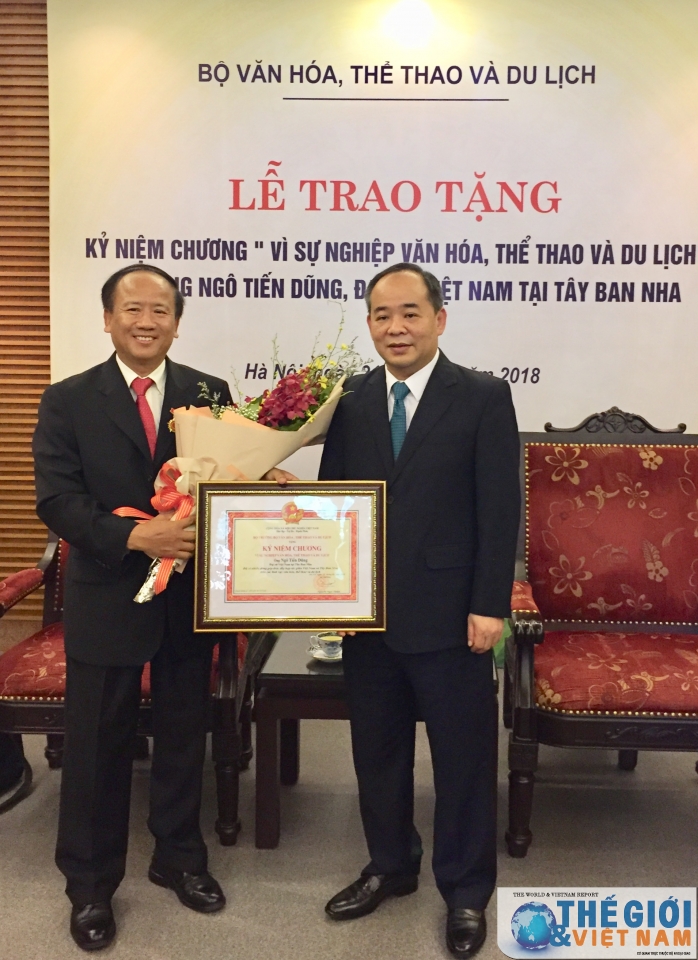 dai su ngo tien dung nhan ky niem chuong vi su nghiep van hoa the thao va du lich