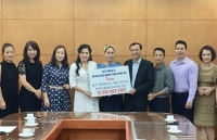 Kiều bào cùng gây quỹ cho Trường Sa - Nhà giàn DK 1 và hướng về quê hương