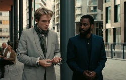 Dịch Covid-19: Phim bom tấn ‘Tenet’ sẽ cứu vãn phòng vé toàn thế giới?